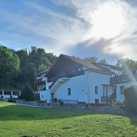 Holling Apartman Fertőboz Dış mekan fotoğraf